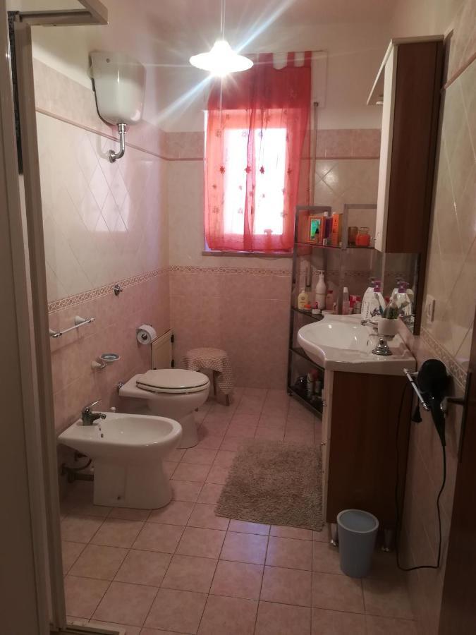Domus Aurea Bed & Breakfast Oristano Bagian luar foto
