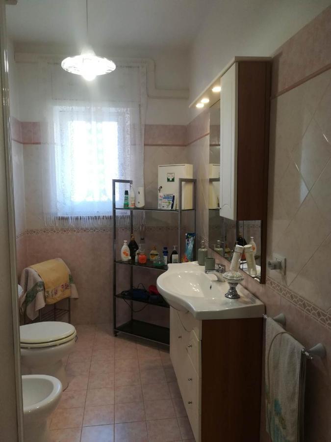Domus Aurea Bed & Breakfast Oristano Bagian luar foto