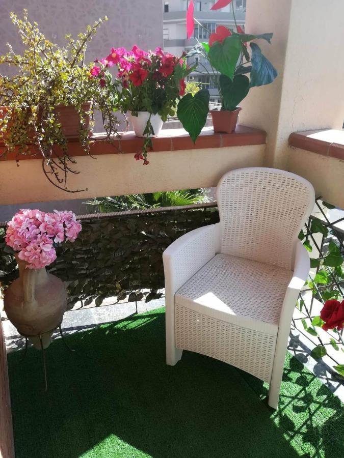 Domus Aurea Bed & Breakfast Oristano Bagian luar foto